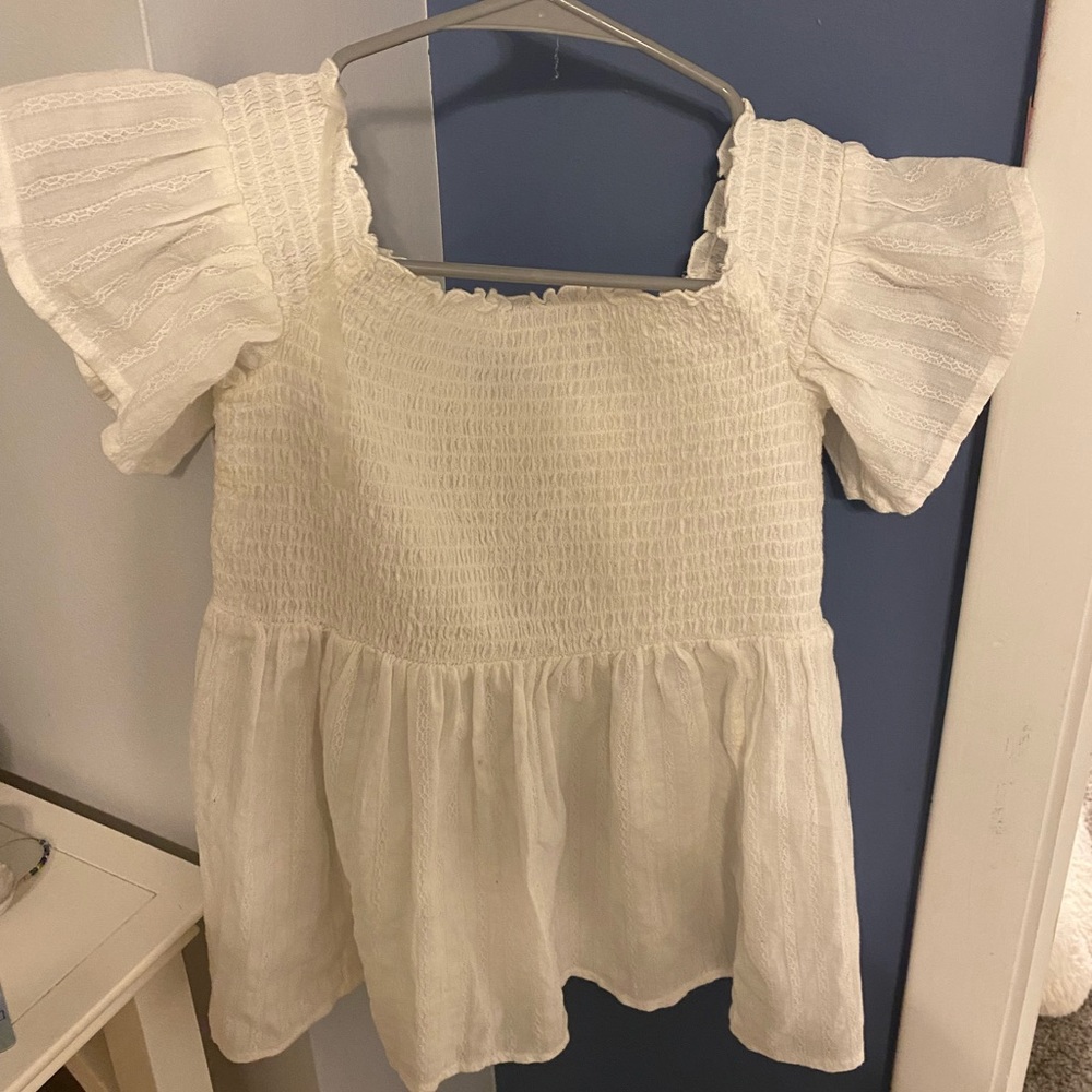 super cute american eagle smocked top
